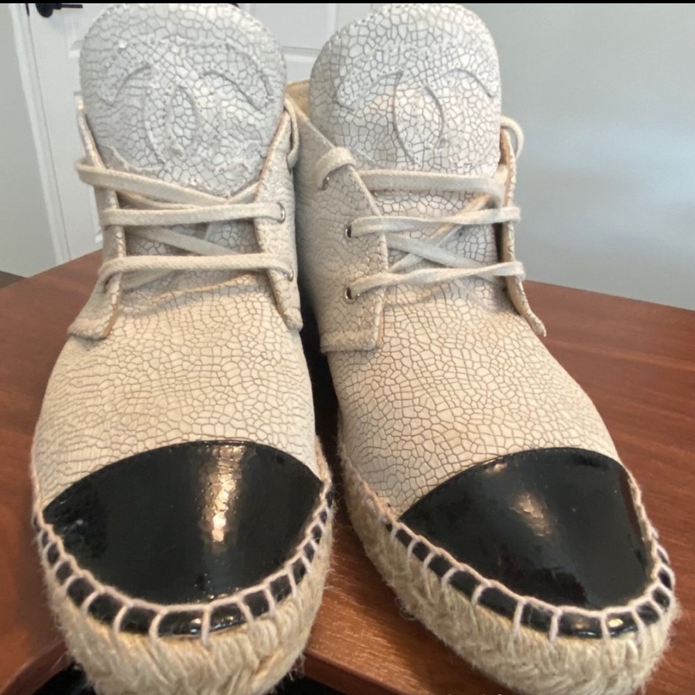 EUC Chanel high top crackled leather espadrilles